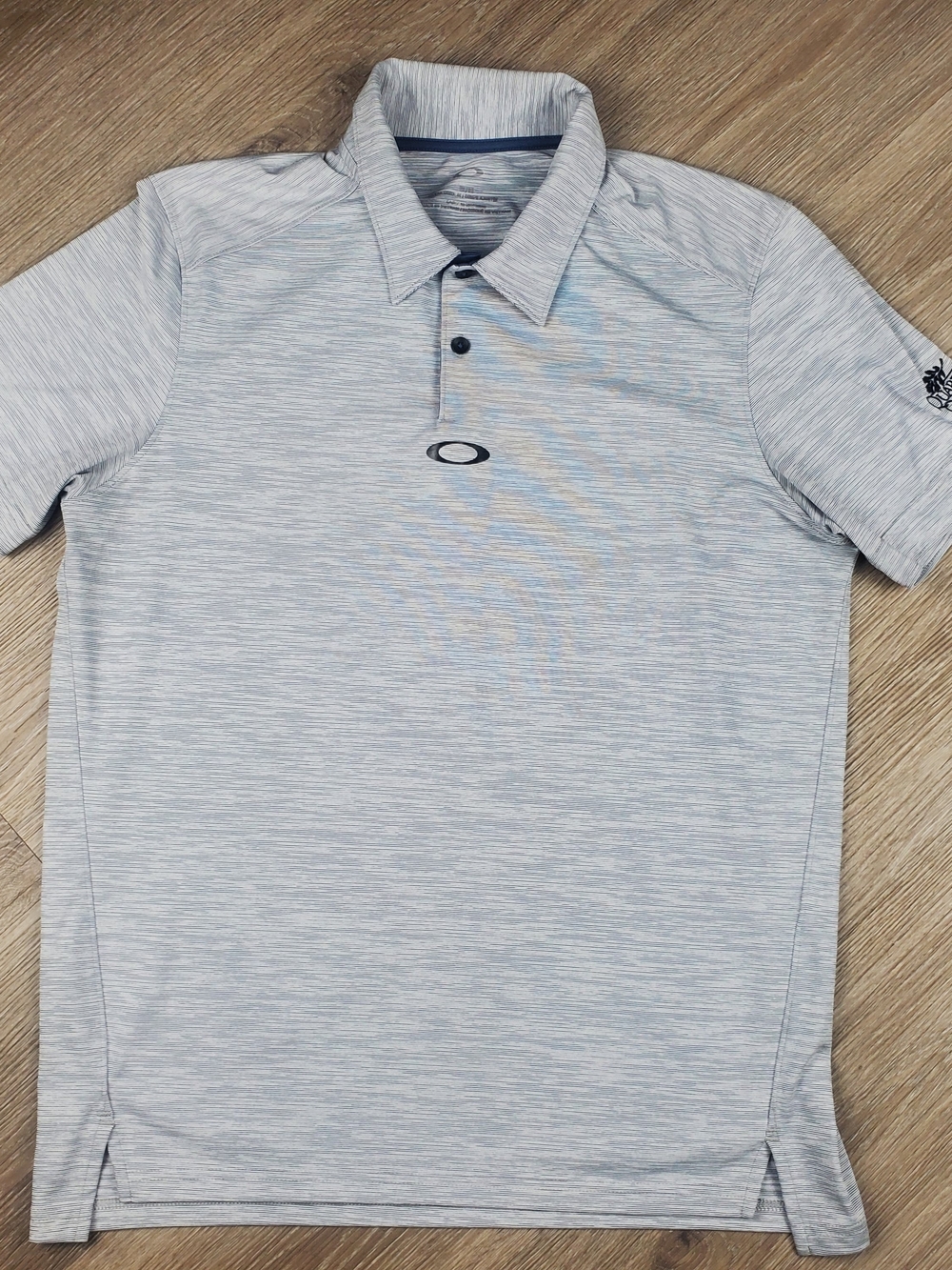 Oakley Men's M Quarry Oaks Golf Club Polo Gray White Striped